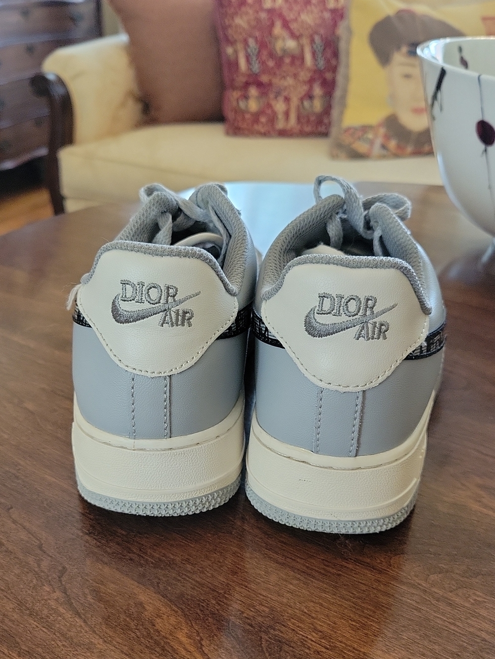 Nike Dior Air Sneakers - Picture 4 of 10